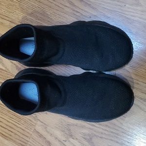 Black girl shoe size 1.5